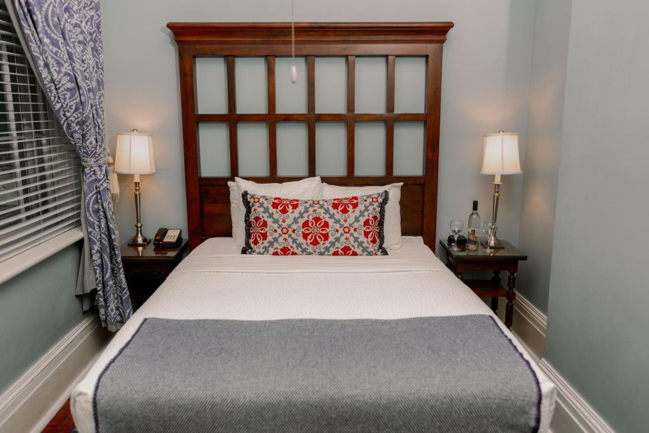 The Marshall House, Historic Inns Of Savannah Collection מראה חיצוני תמונה