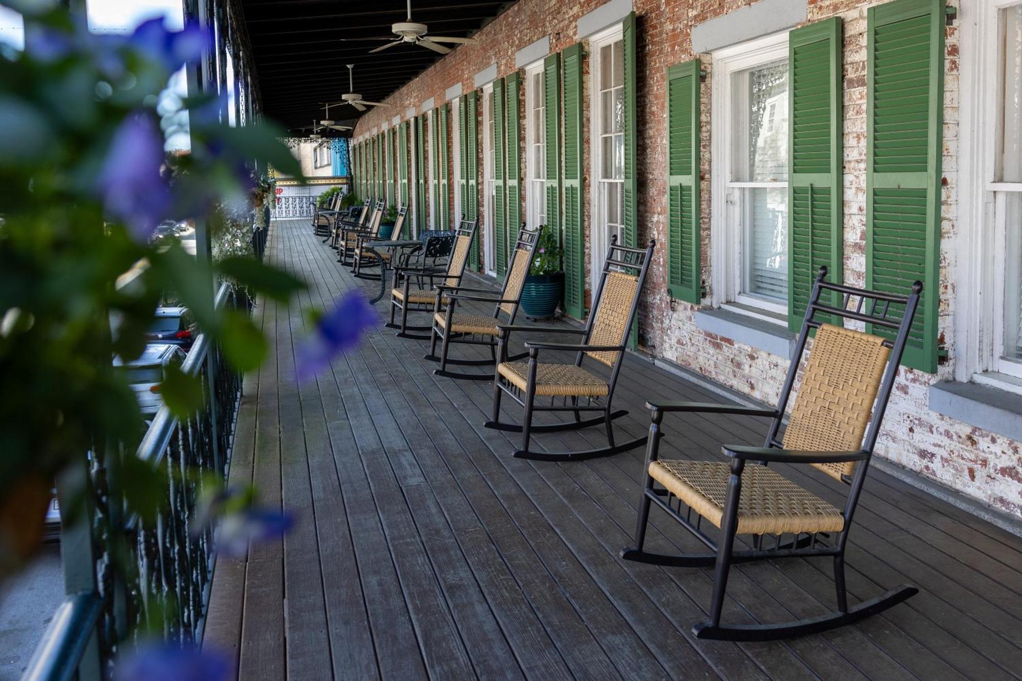The Marshall House, Historic Inns Of Savannah Collection מראה חיצוני תמונה